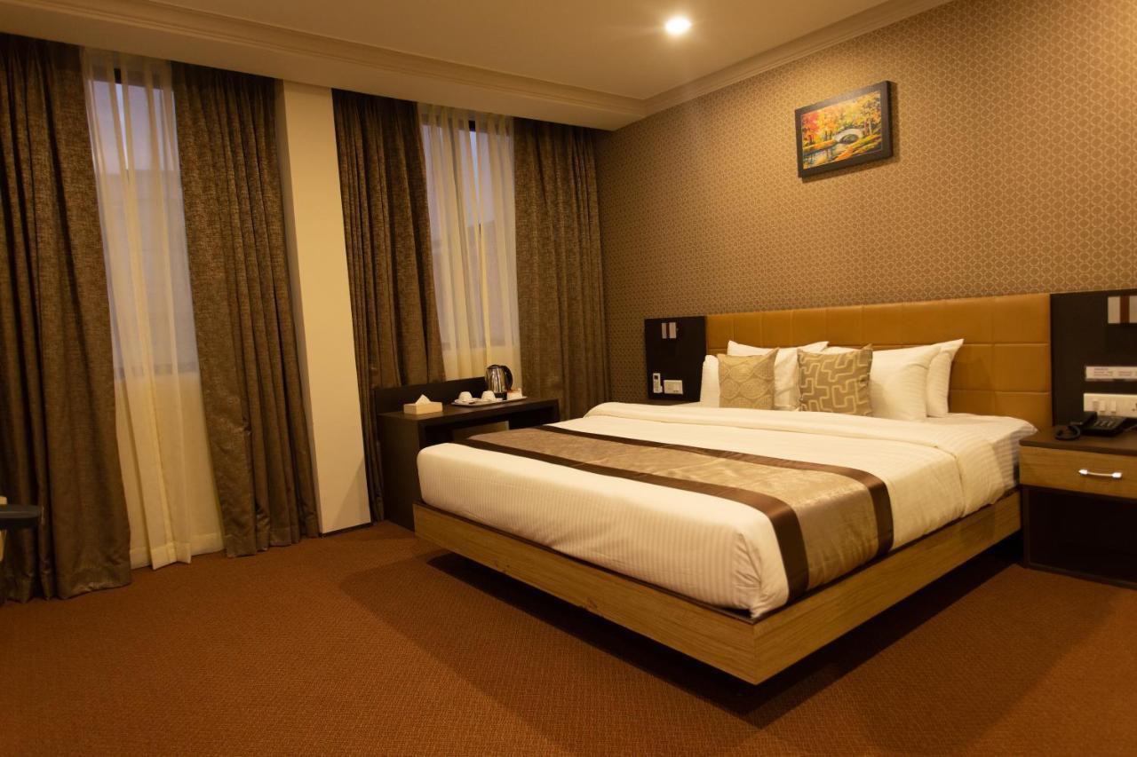 Hotel Anthurium Circle Madgaon Bagian luar foto